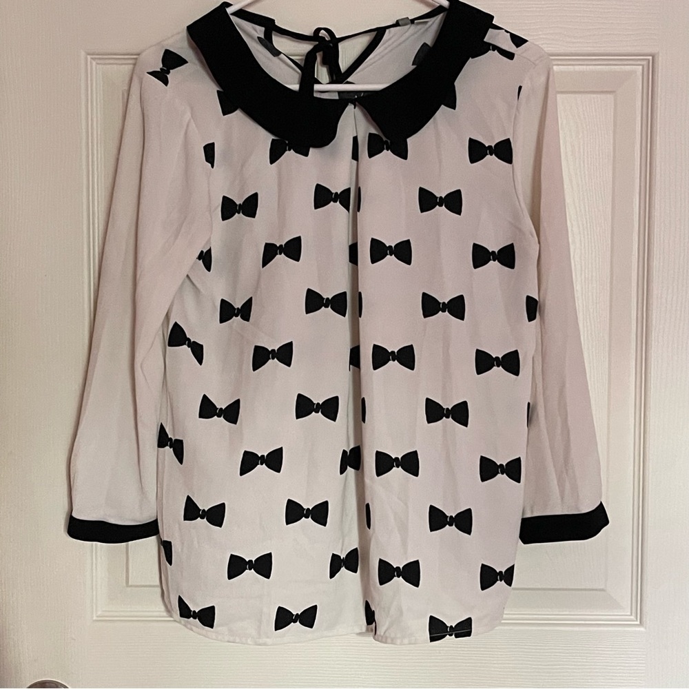 LC Lauren Conrad Bow Print Top With Peter Pan Collar